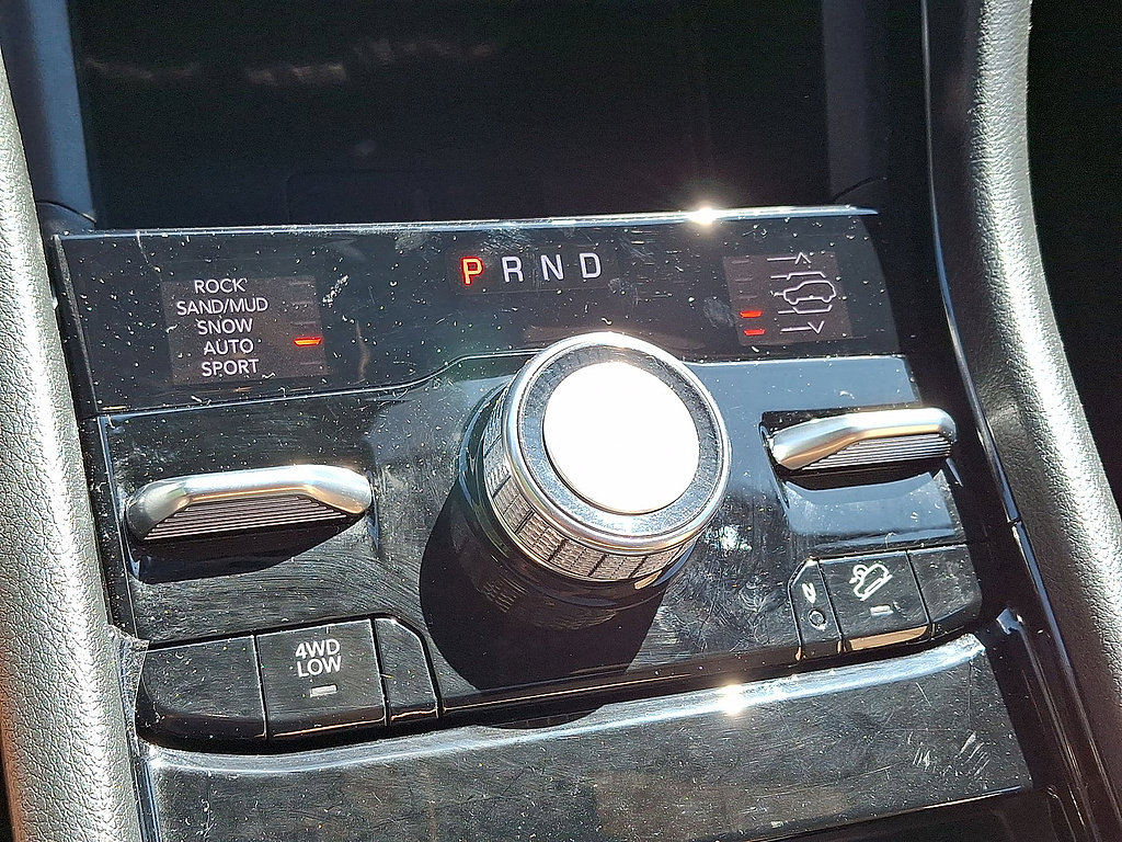 Used 2024 Jeep Grand Cherokee Summit w/ Adv Protech Group IV AWD/4WD image 15