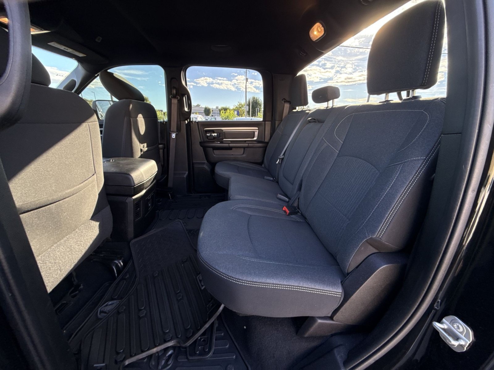 Used 2022 RAM 1500 Warlock AWD/4WD image 22
