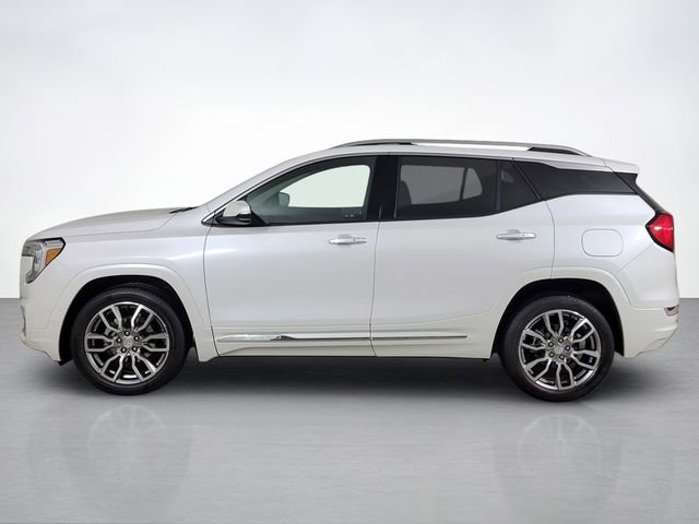 Used 2024 GMC Terrain Denali w/ LPO, Cargo Package image 6