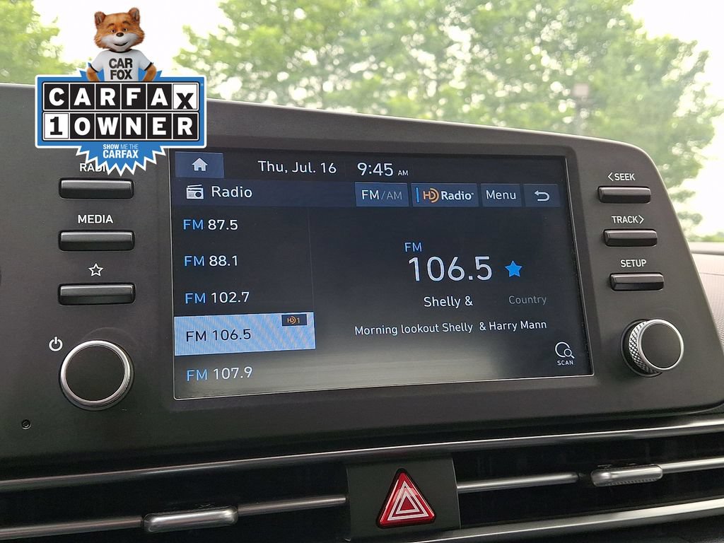 Used 2021 Hyundai Elantra SE FWD image 18