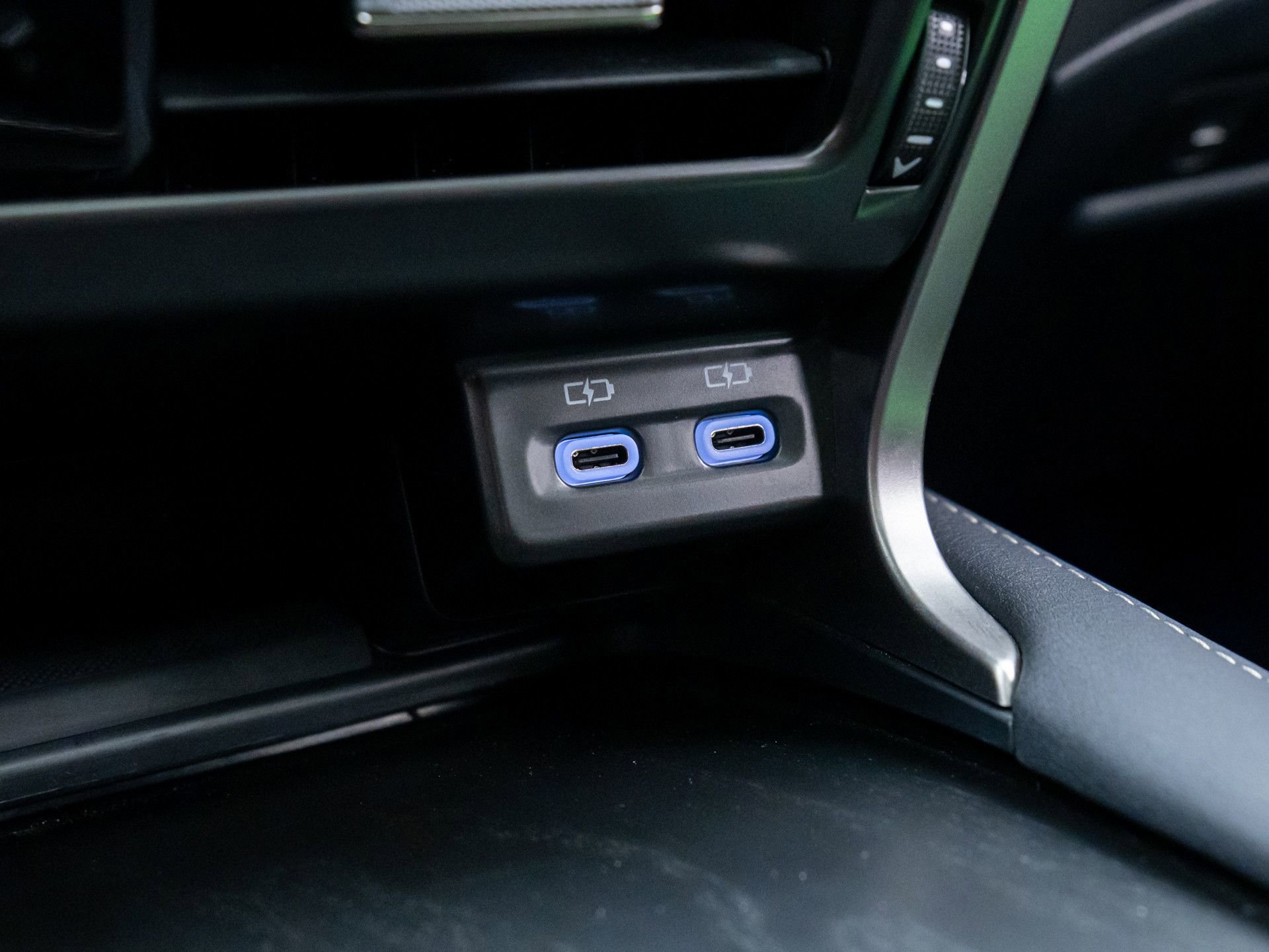 Used 2023 Lexus RX 350 Premium Plus w/ Accessory Package (Z1) image 28