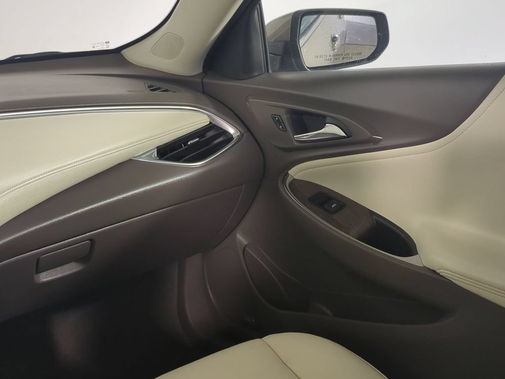 Used 2024 Chevrolet Malibu LT FWD image 18