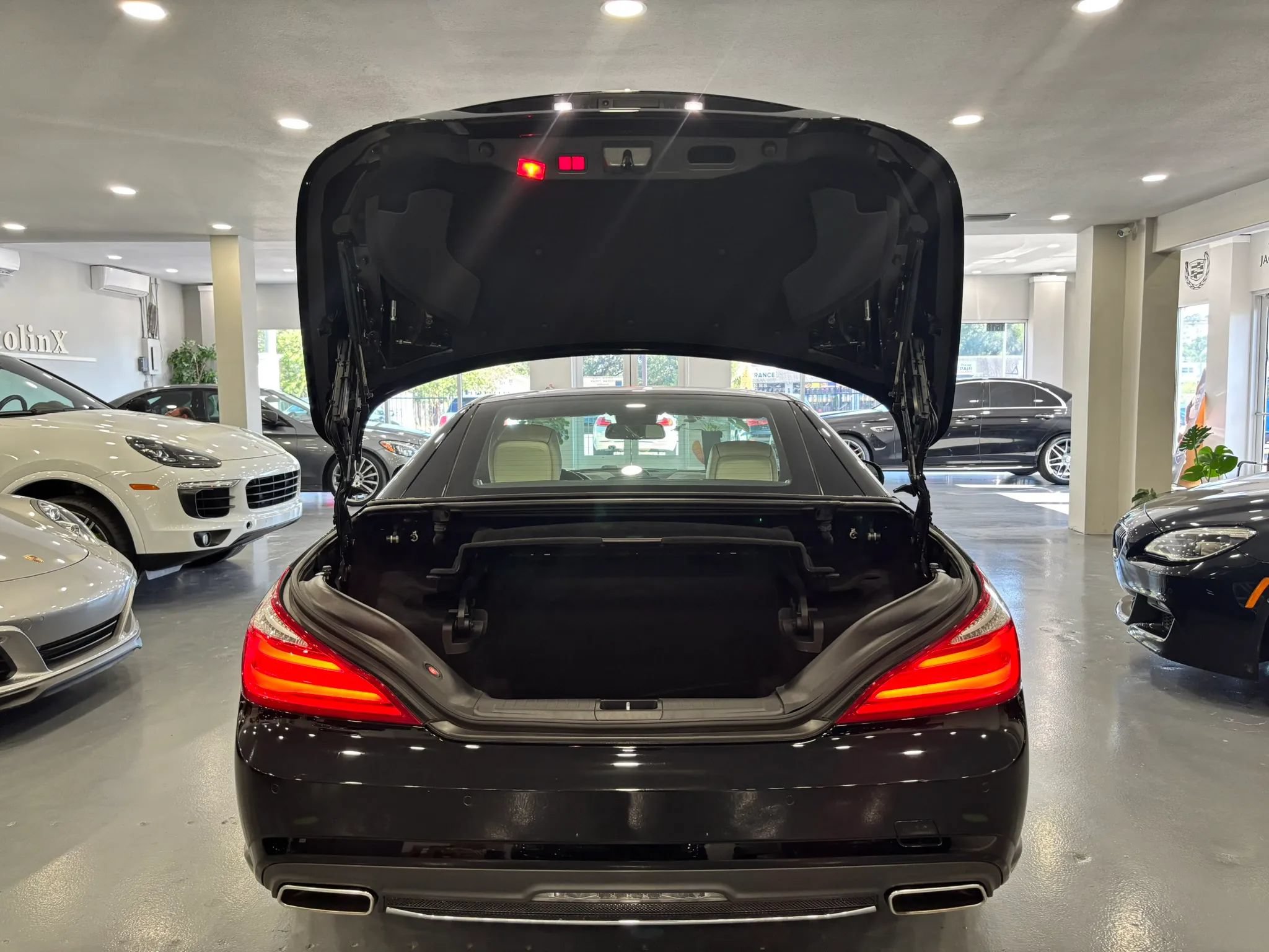 Used 2016 Mercedes-Benz SL 400 image 40