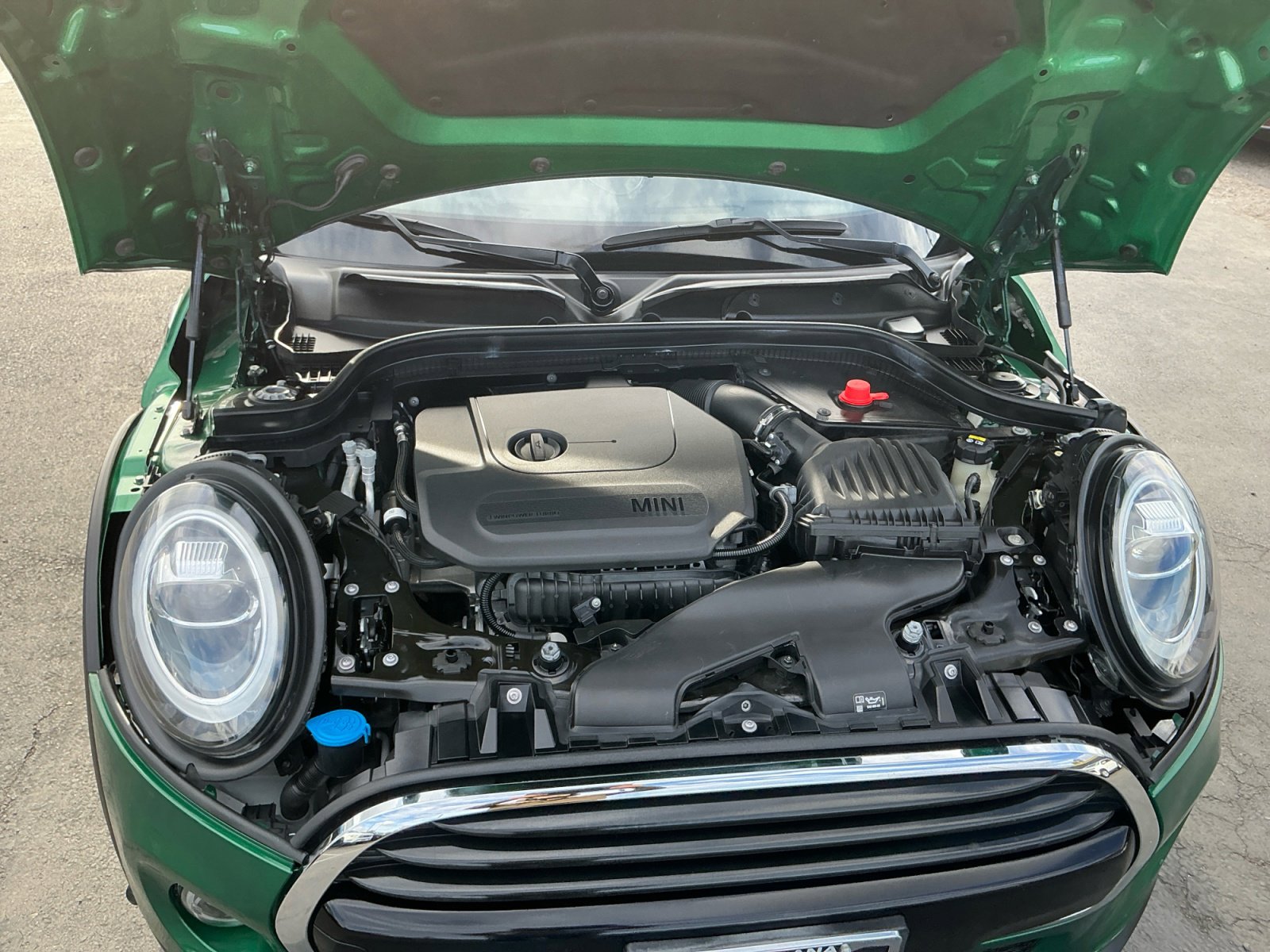 Used 2020 MINI Cooper 4-Door Hardtop FWD image 19