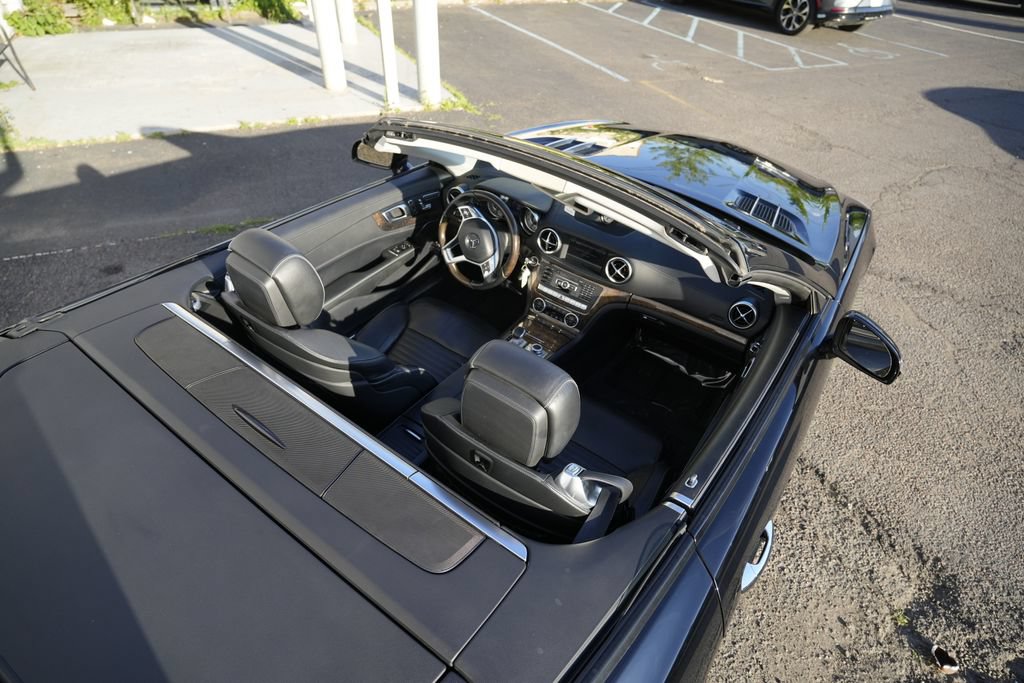 Used 2015 Mercedes-Benz SL 400 w/ Premium I Package image 62