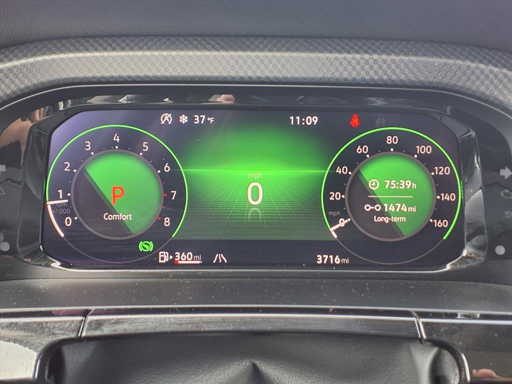 Certified 2025 Volkswagen Atlas Peak Edition SE image 23