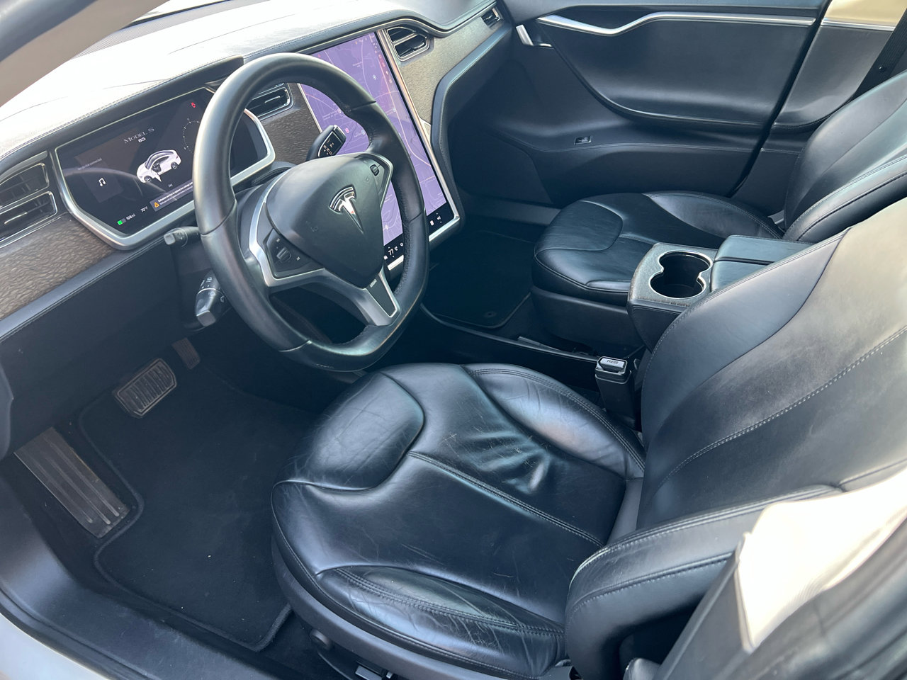 Used 2013 Tesla Model S Signature Performance image 12