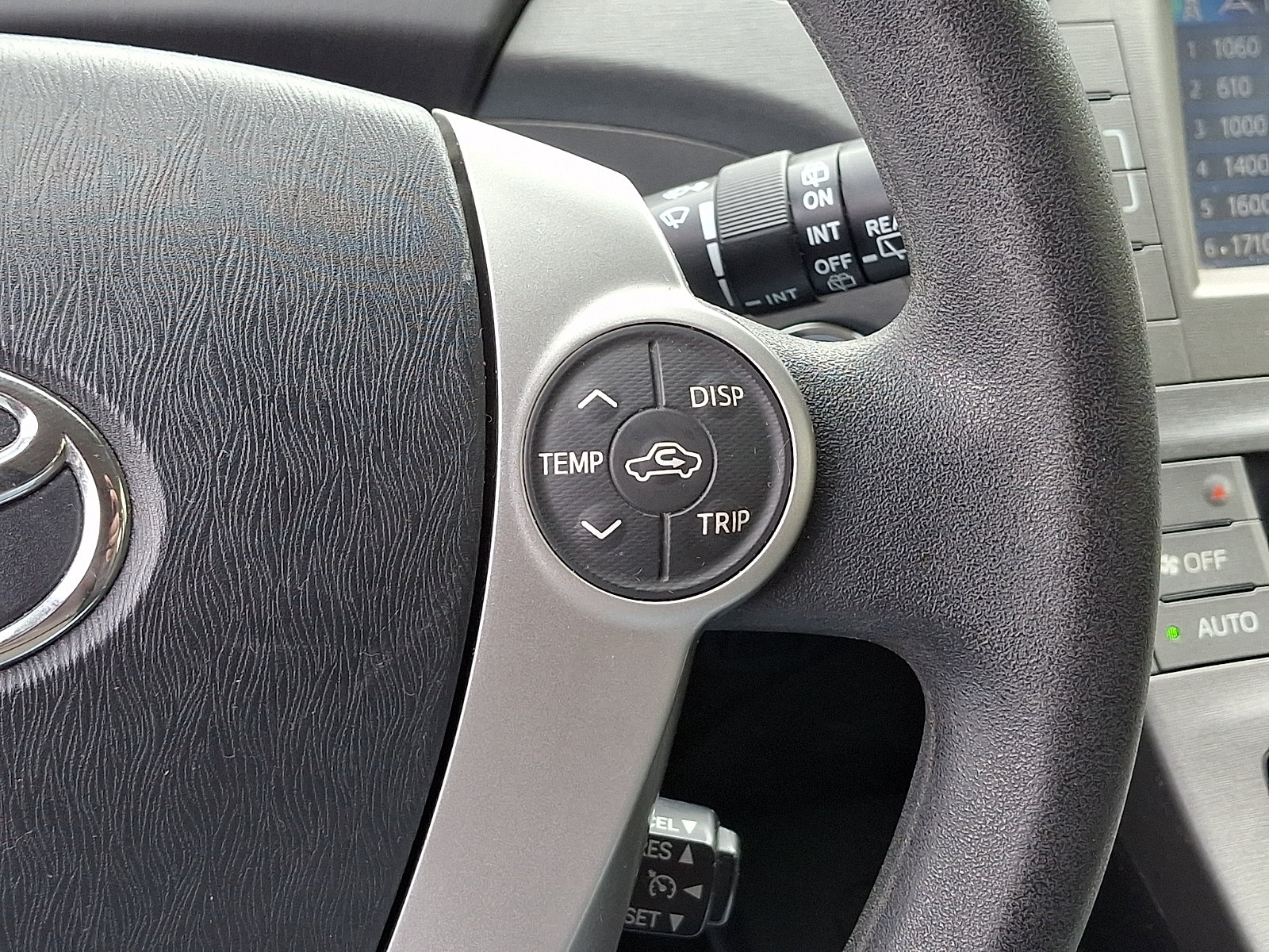 Used 2014 Toyota Prius Two FWD image 21