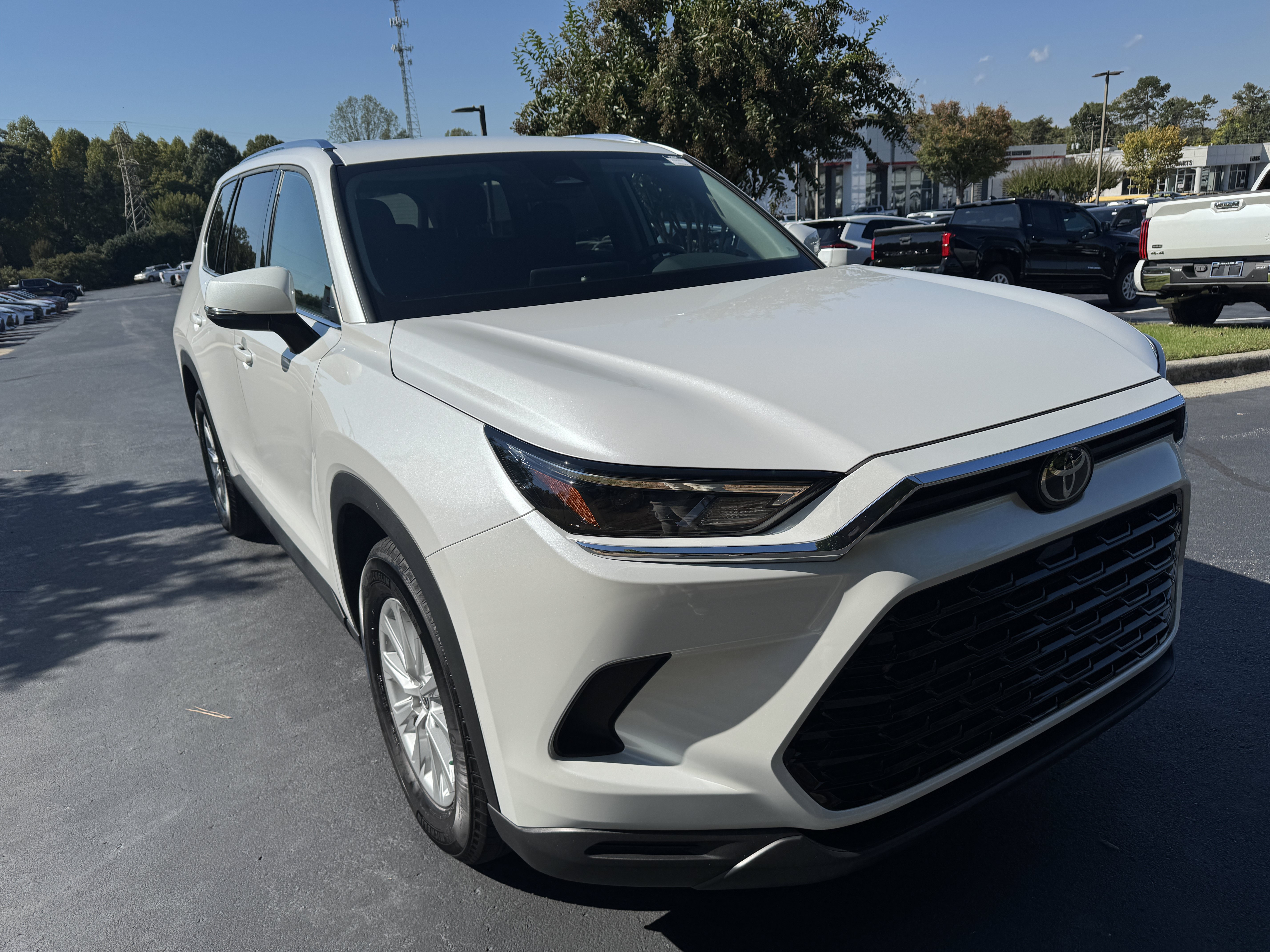 Used 2026 Toyota Grand Highlander AWD image 3