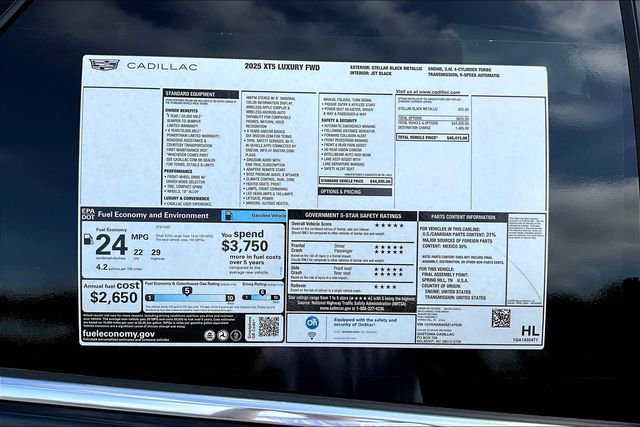 New 2025 Cadillac XT5 Luxury image 15