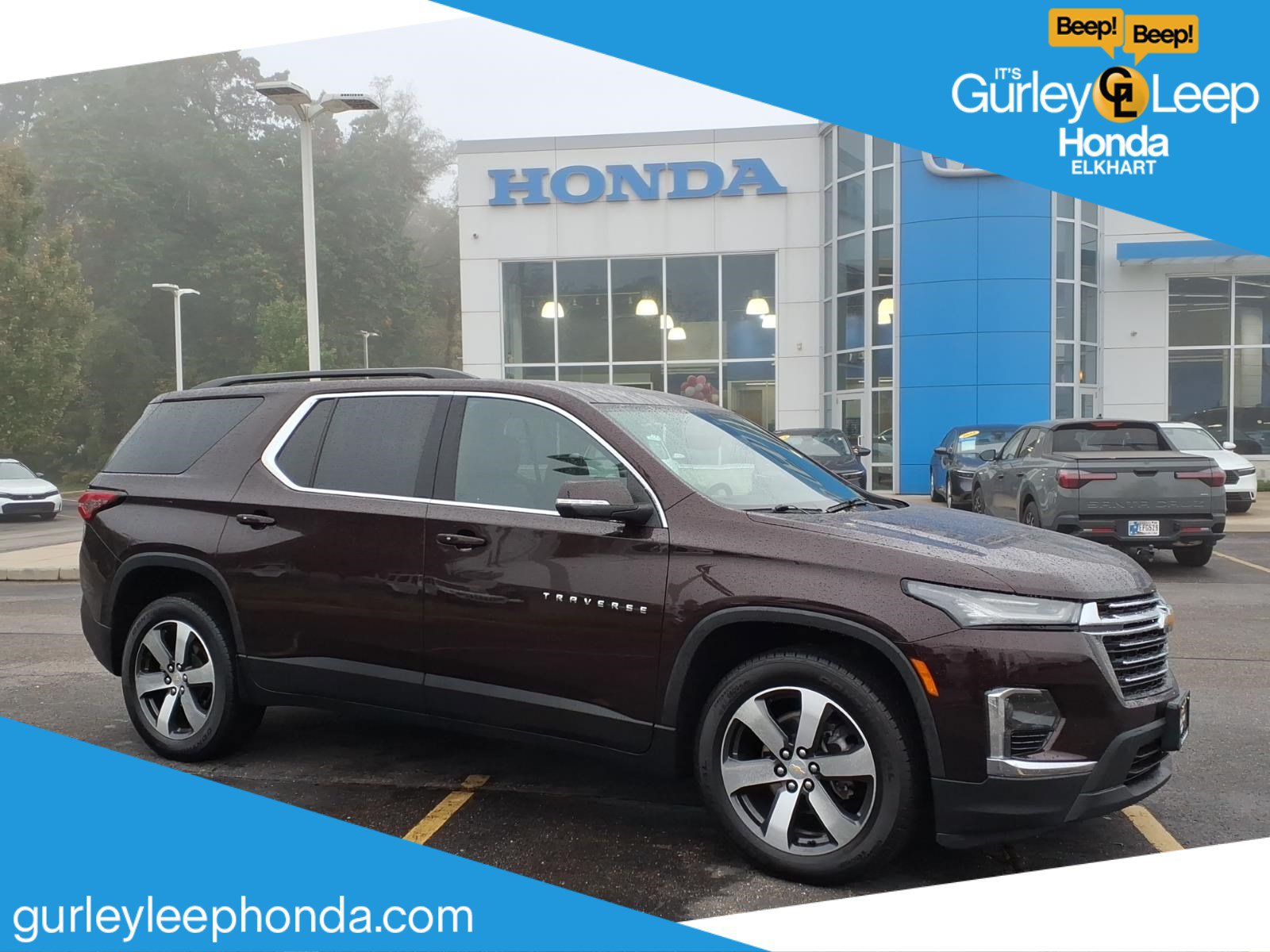 Used 2023 Chevrolet Traverse LT w/ LT Premium Package AWD/4WD image 1