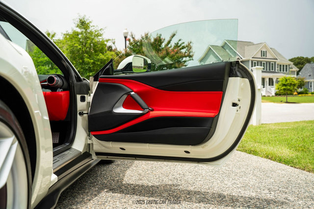 Used 2019 Ferrari 812 Superfast image 43