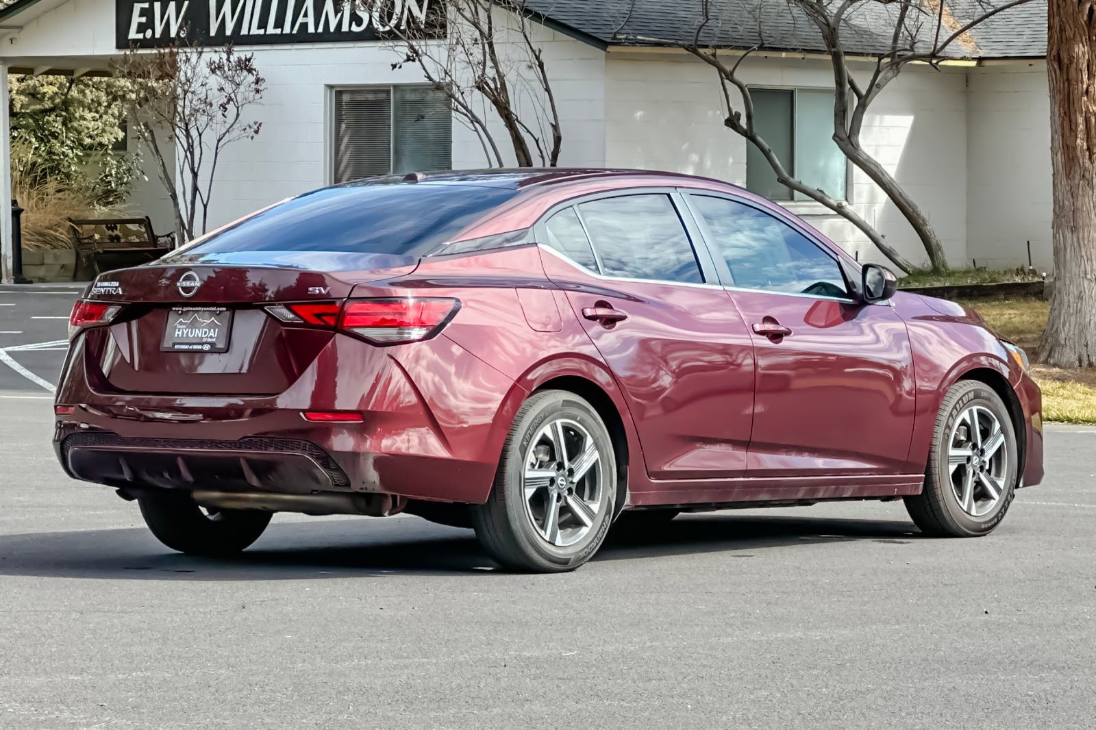 Used 2024 Nissan Sentra SV image 4