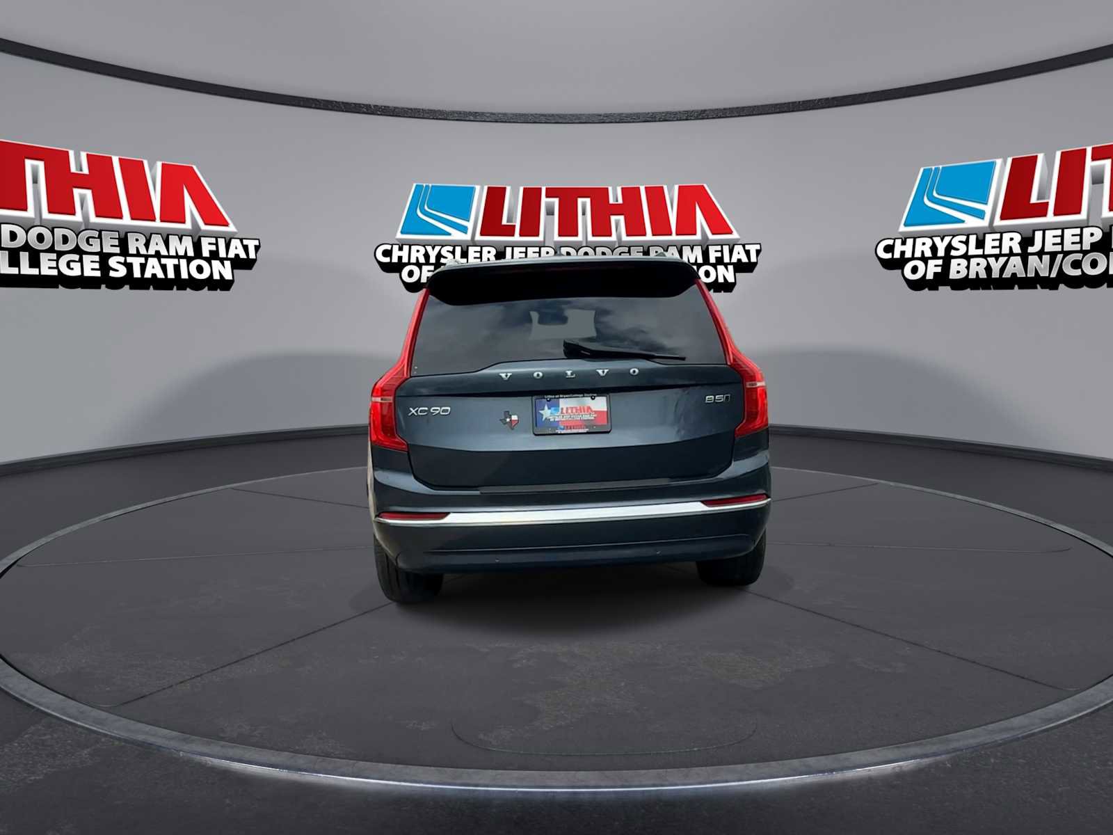 Used 2023 Volvo XC90 B5 Plus image 7