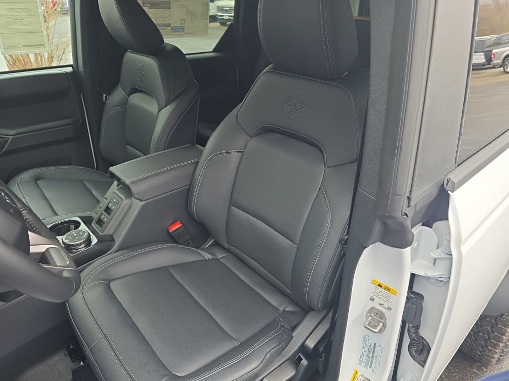 New 2025 Ford Bronco Badlands w/ Sasquatch Package image 11