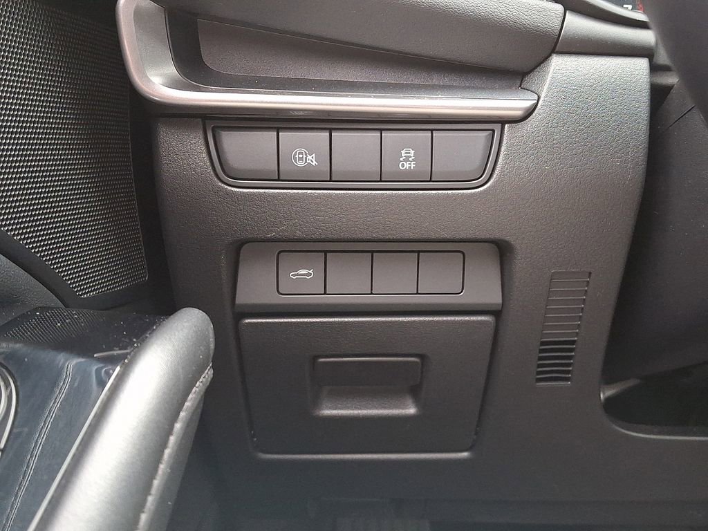 Used 2025 MAZDA MAZDA3 s image 26