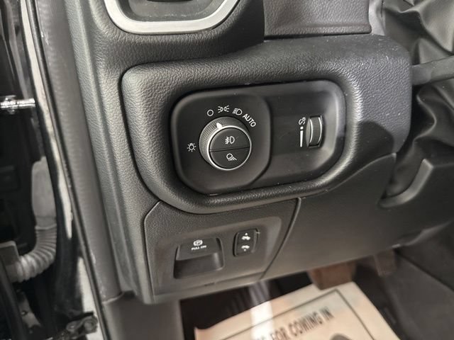 Used 2022 RAM 1500 Big Horn AWD/4WD image 20