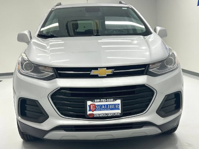 Used 2017 Chevrolet Trax LT AWD/4WD image 3