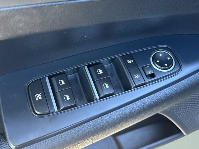Used 2020 Kia Forte LXS FWD image 16