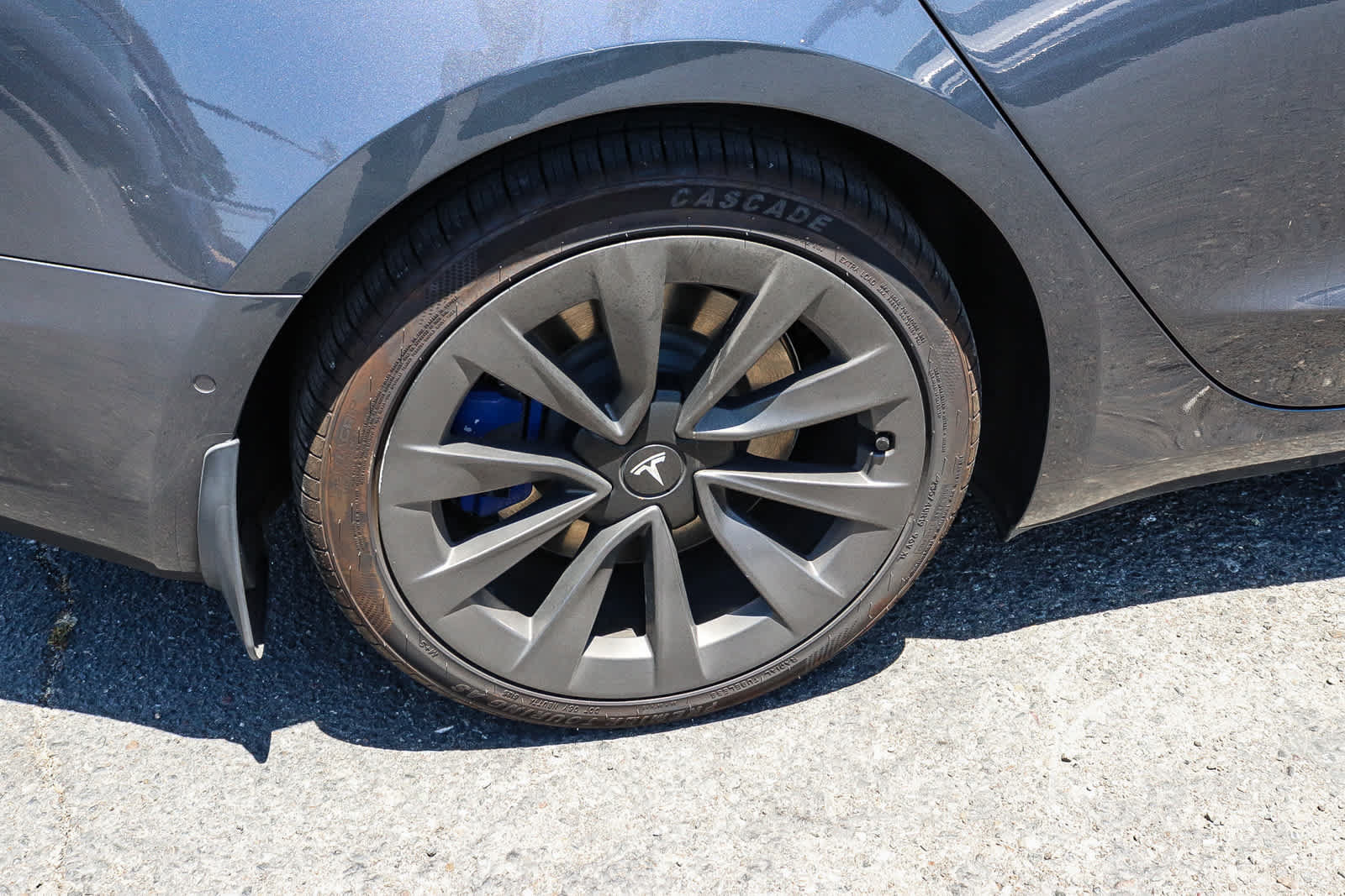 Used 2022 Tesla Model 3 Long Range AWD/4WD image 13