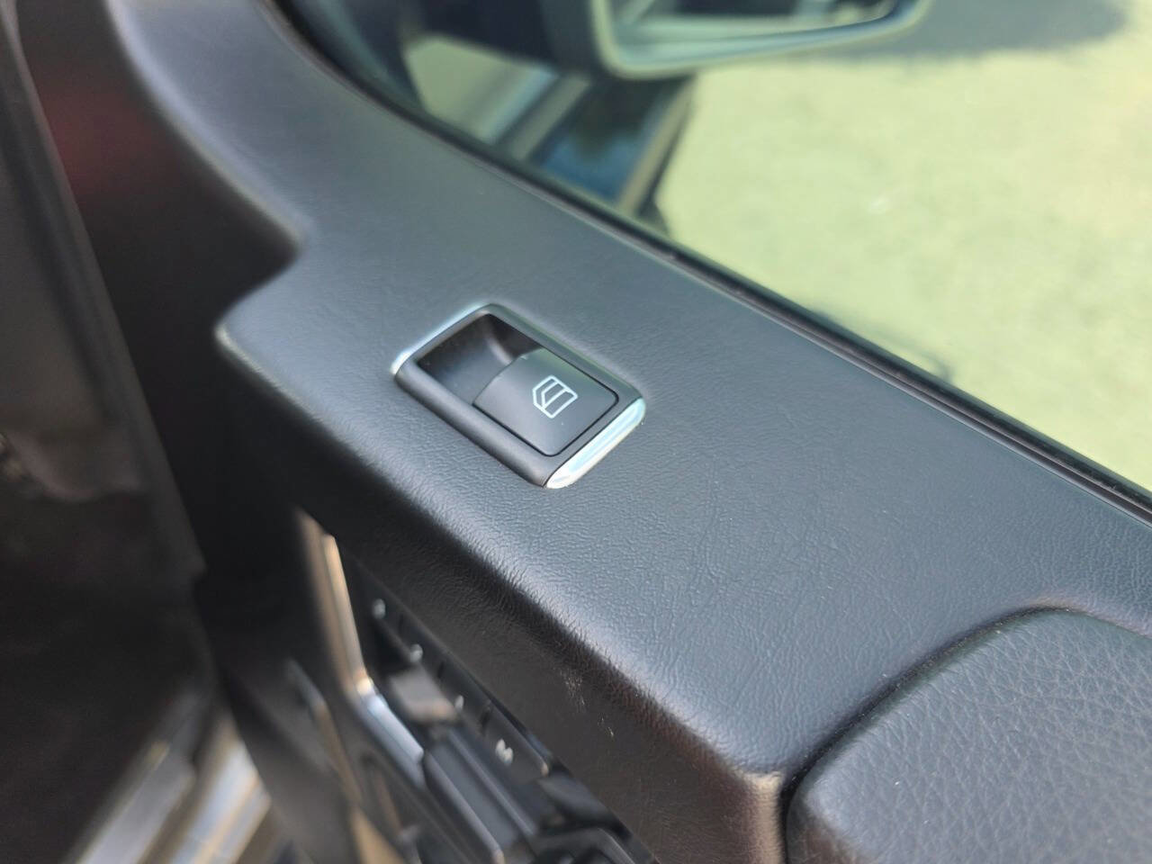 Used 2016 Mercedes-Benz G 550 image 38