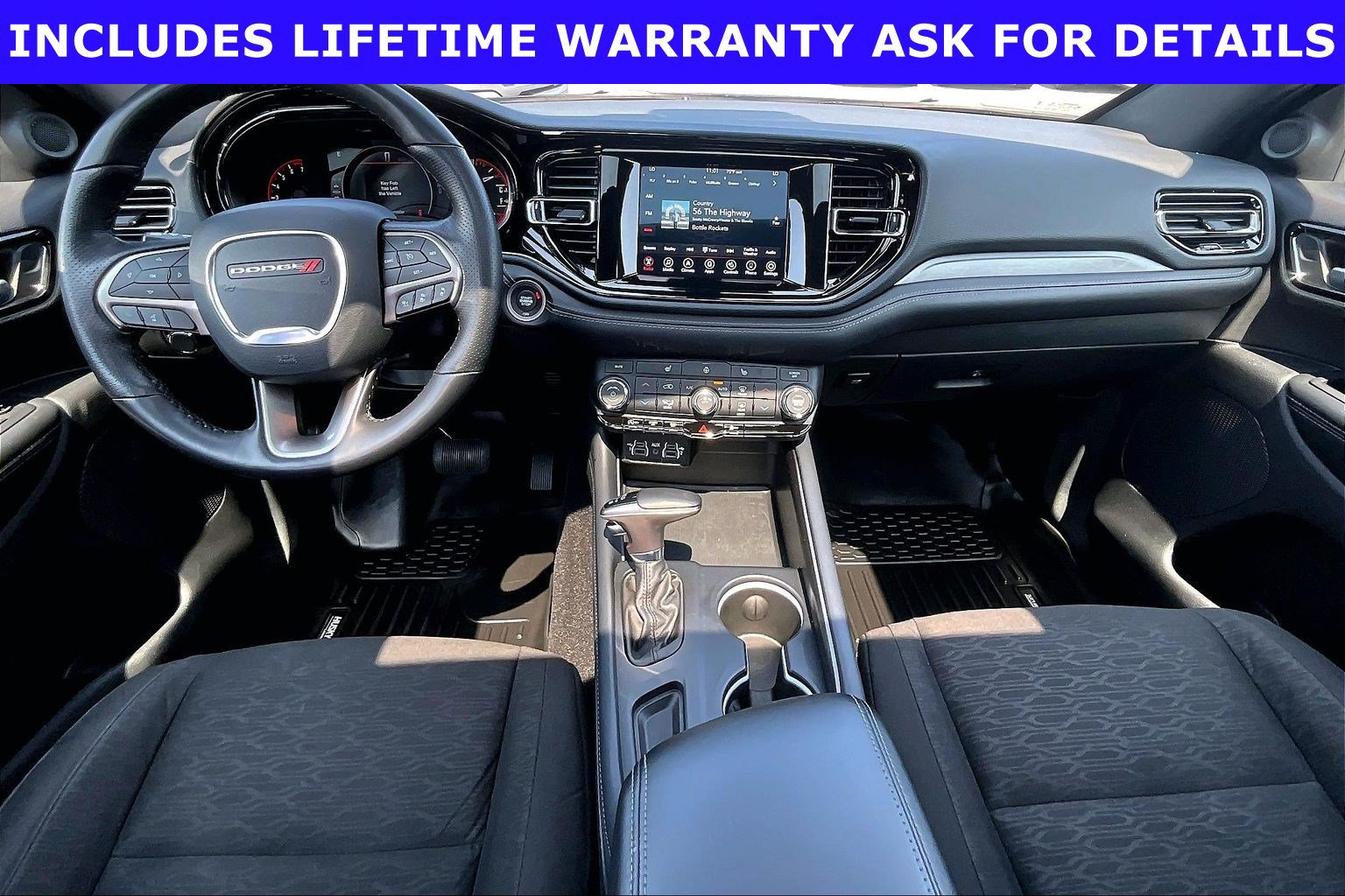 Used 2024 Dodge Durango SXT w/ SXT Blacktop Group AWD/4WD image 12