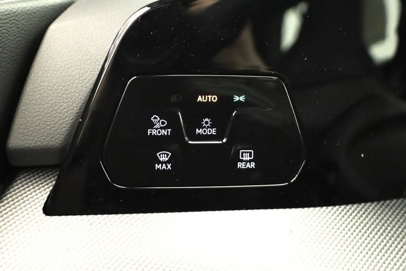 New 2026 Volkswagen Golf w/ Euro Style Package image 31