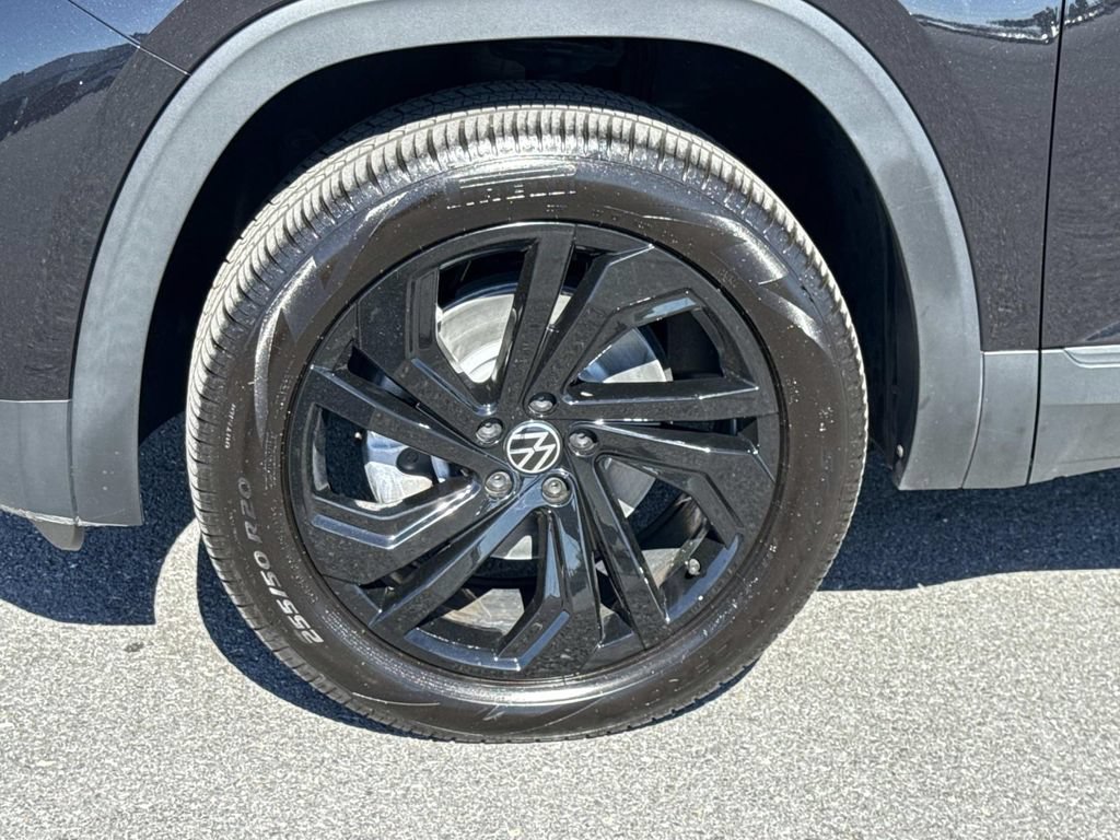 Used 2023 Volkswagen Atlas SE w/ Black Wheel Package AWD/4WD image 30