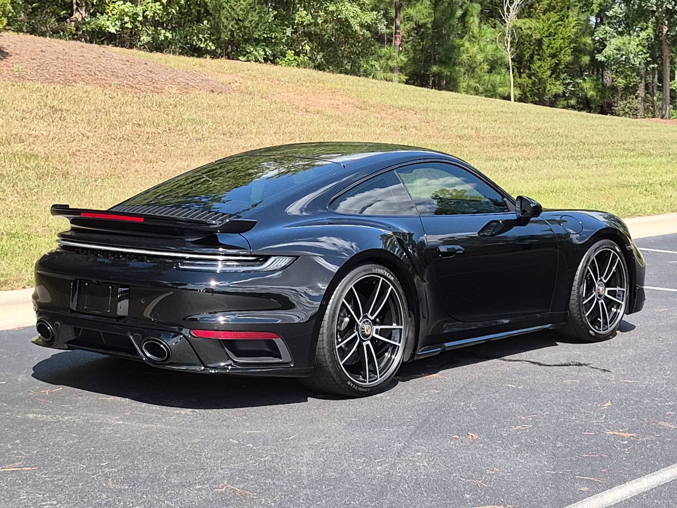 Certified 2022 Porsche 911 Turbo S AWD/4WD image 25