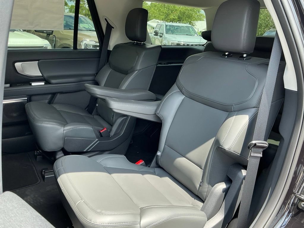 New 2026 Ford Expedition Active RWD image 31