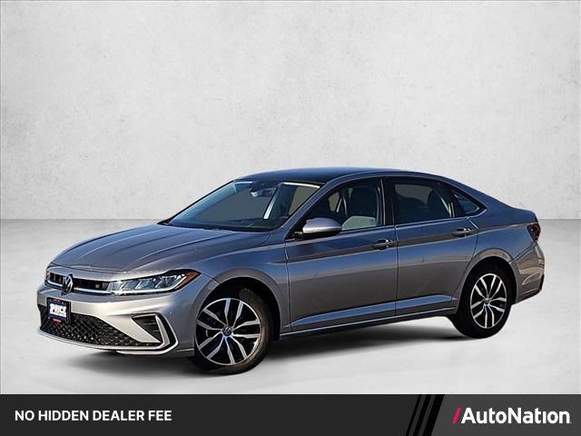 Used 2025 Volkswagen Jetta SE FWD image 1