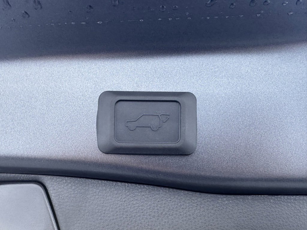 New 2025 Toyota RAV4 XLE Premium image 15