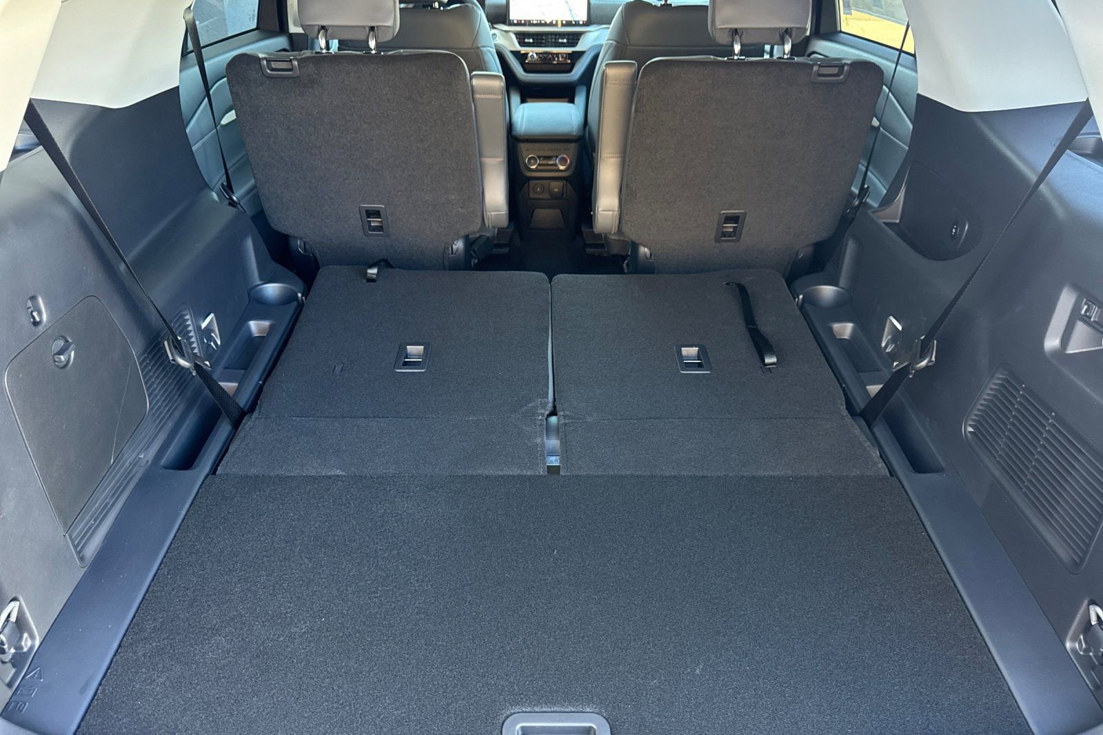 New 2026 Ford Explorer Active w/ Active Comfort Package image 15