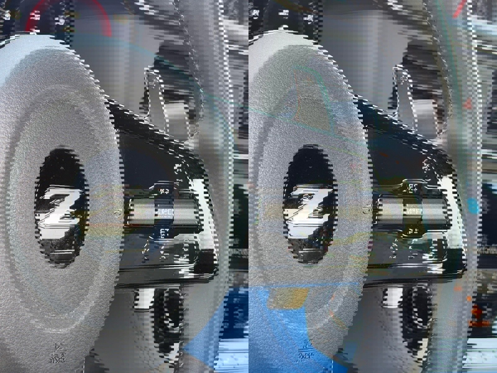 Certified 2024 Nissan Z Performance w/ Floor Mat Package image 19