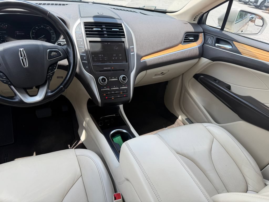 Used 2015 Lincoln MKC FWD w/ Equipment Group 101A Select image 17