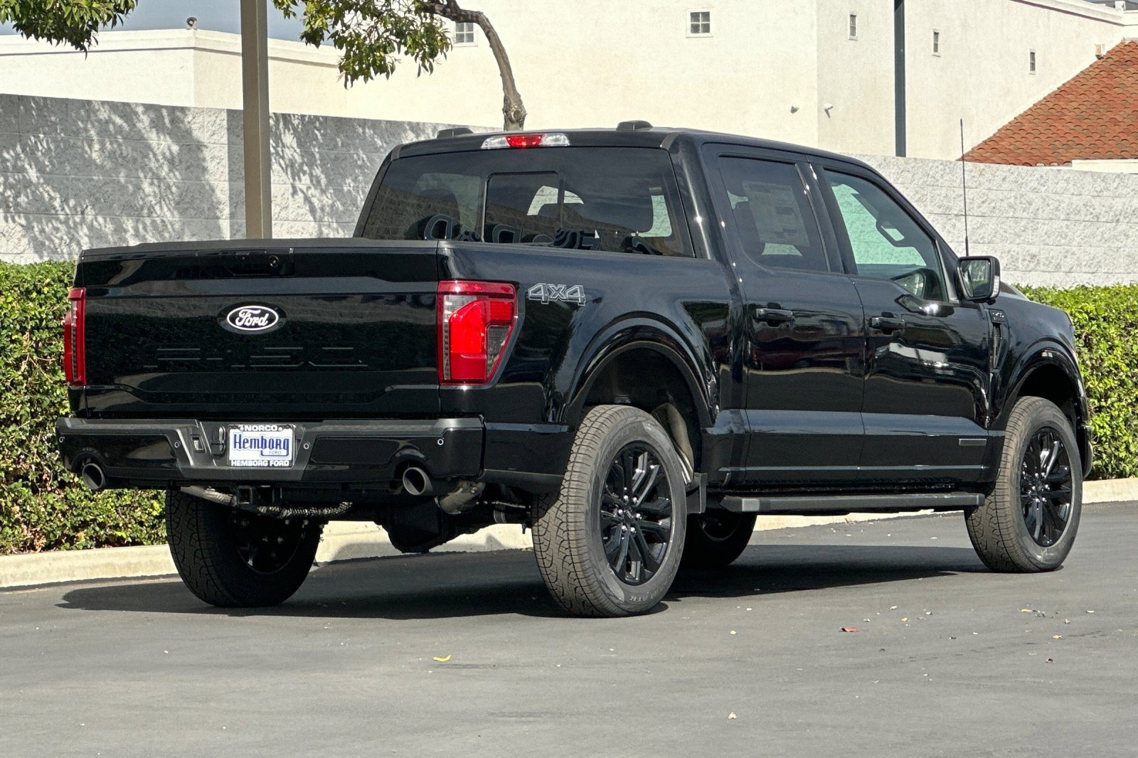 New 2025 Ford F150 XLT w/ Equipment Group 302A MID image 4