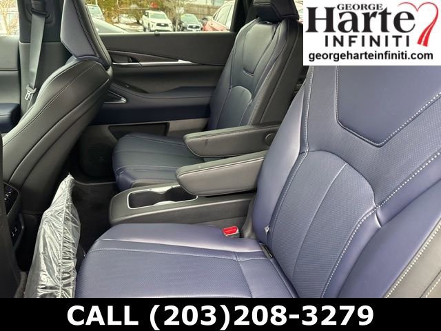 New 2026 INFINITI QX60 Sport w/ Dark Cargo Package image 10