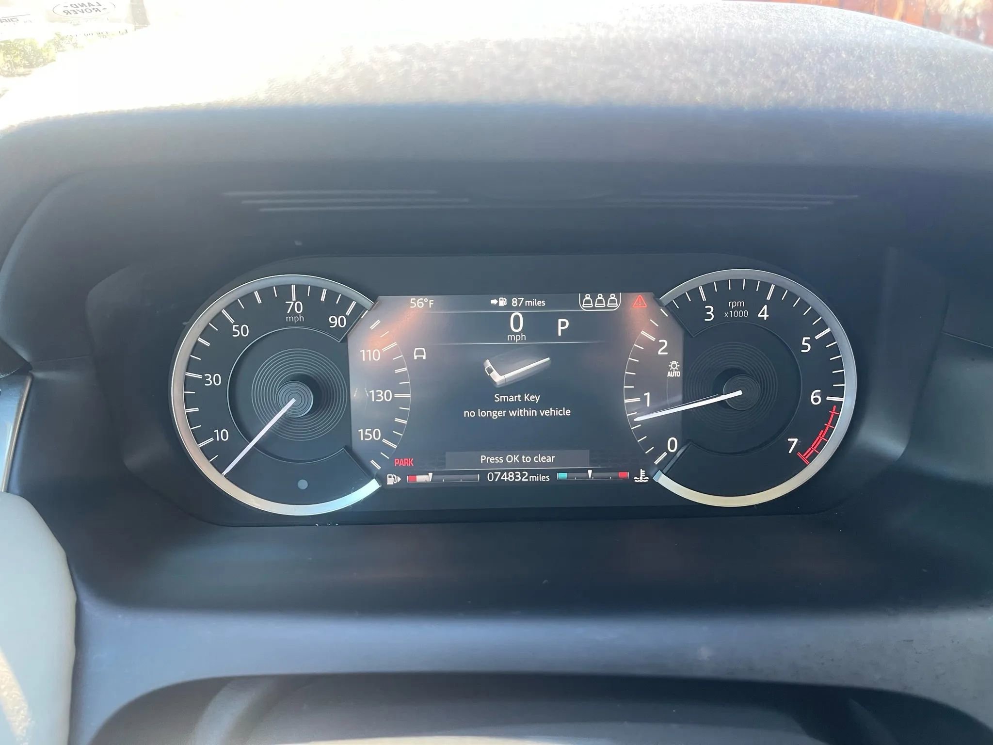 Used 2020 Land Rover Discovery Sport S image 17
