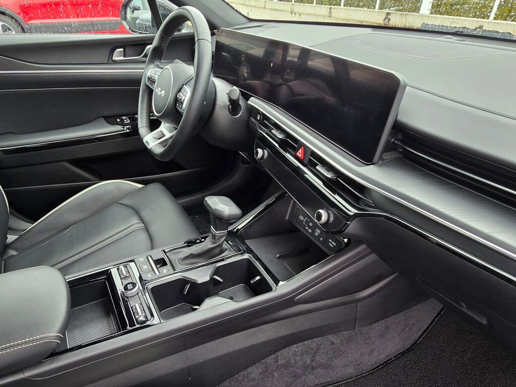 Used 2025 Kia K5 GT-Line image 13