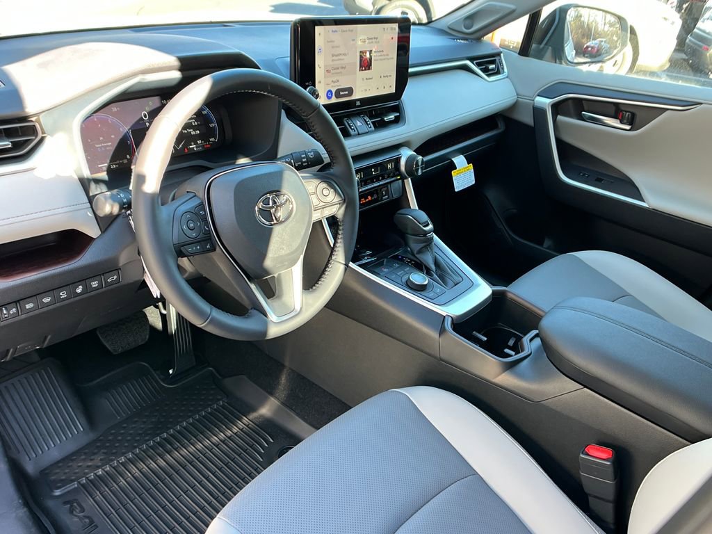 New 2025 Toyota RAV4 Limited w/ Advanced Technology Package image 10