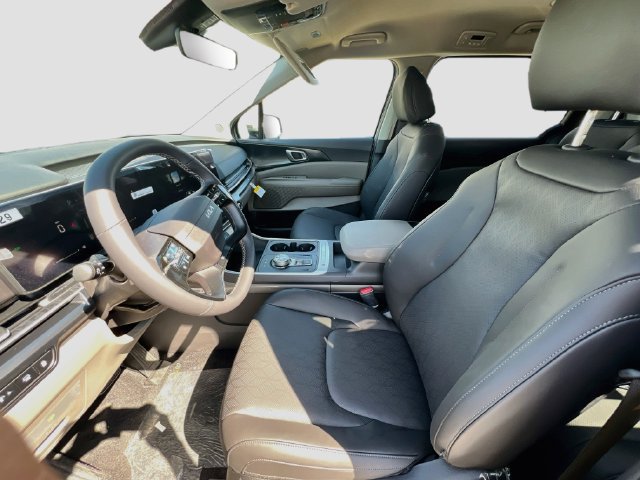 New 2027 Kia Carnival LXS FWD image 21