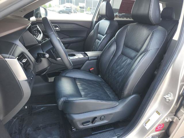 Certified 2021 Nissan Rogue Platinum FWD image 13