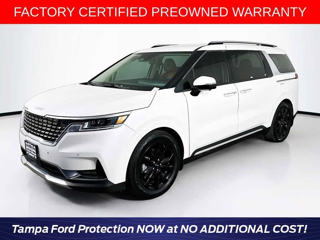 Used 2022 Kia Carnival SX