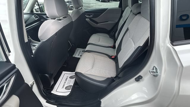 Used 2023 Subaru Forester Premium AWD/4WD image 16