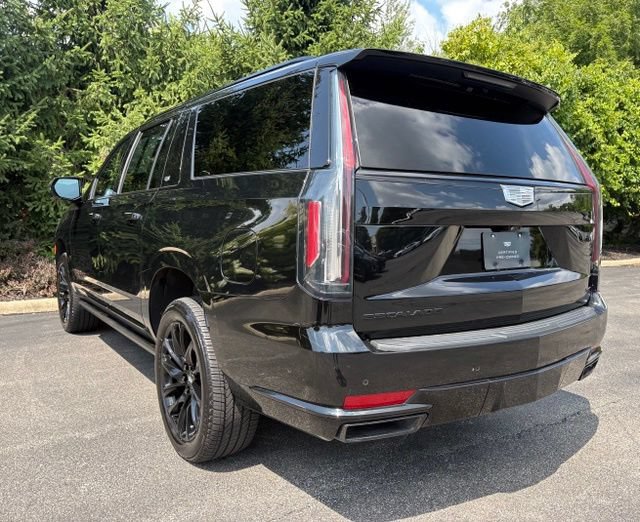 Certified 2022 Cadillac Escalade ESV Sport w/ Touring Package AWD/4WD image 3