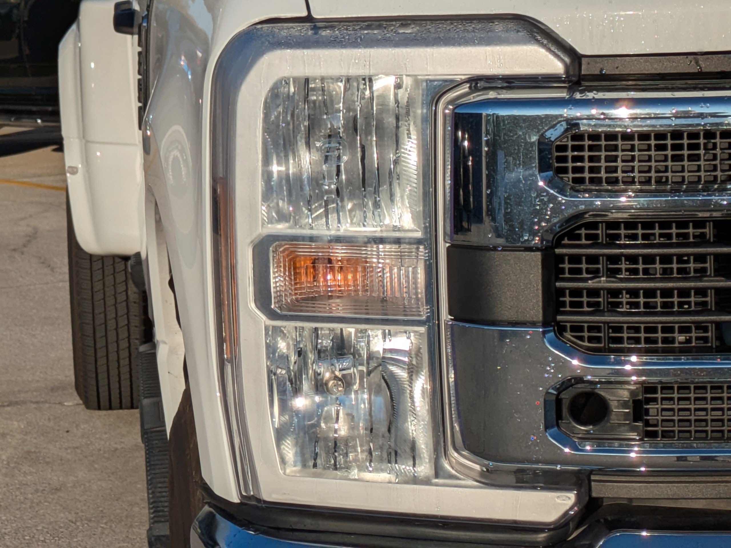 Used 2024 Ford F350 XLT image 10