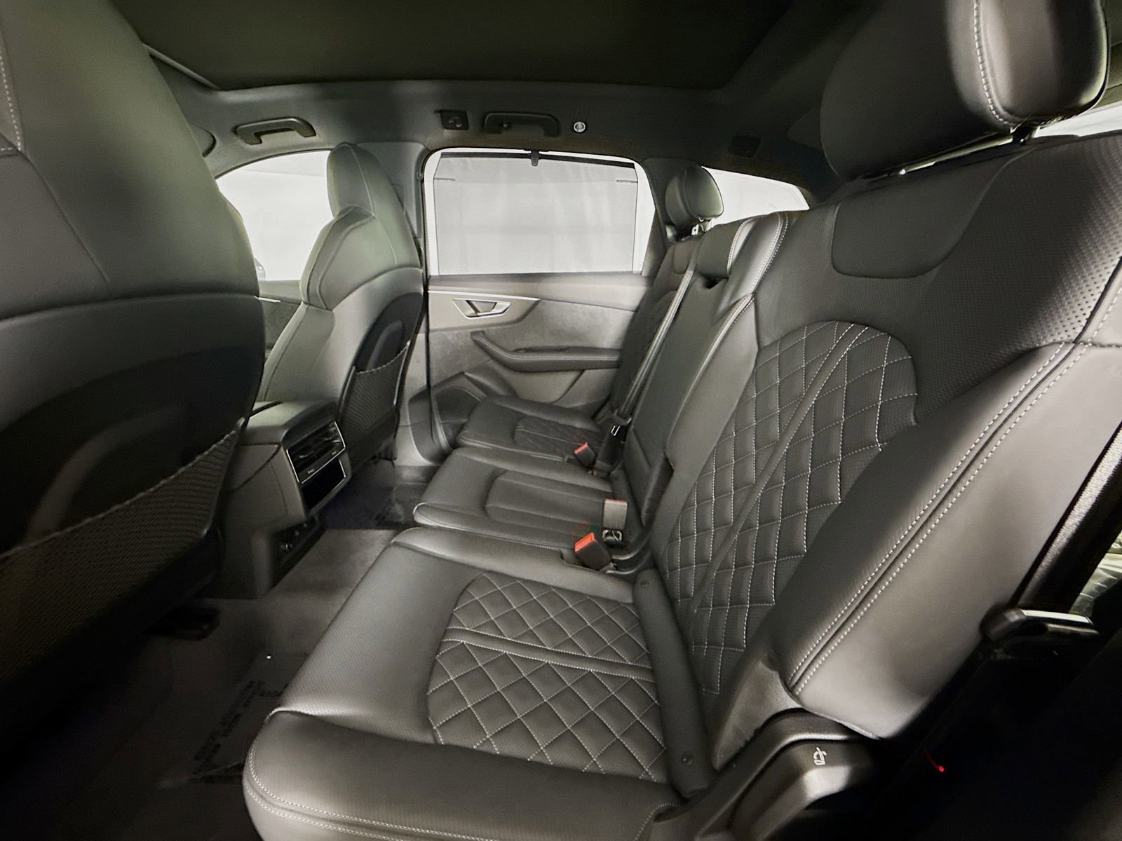New 2026 Audi SQ7 Premium Plus AWD/4WD image 26