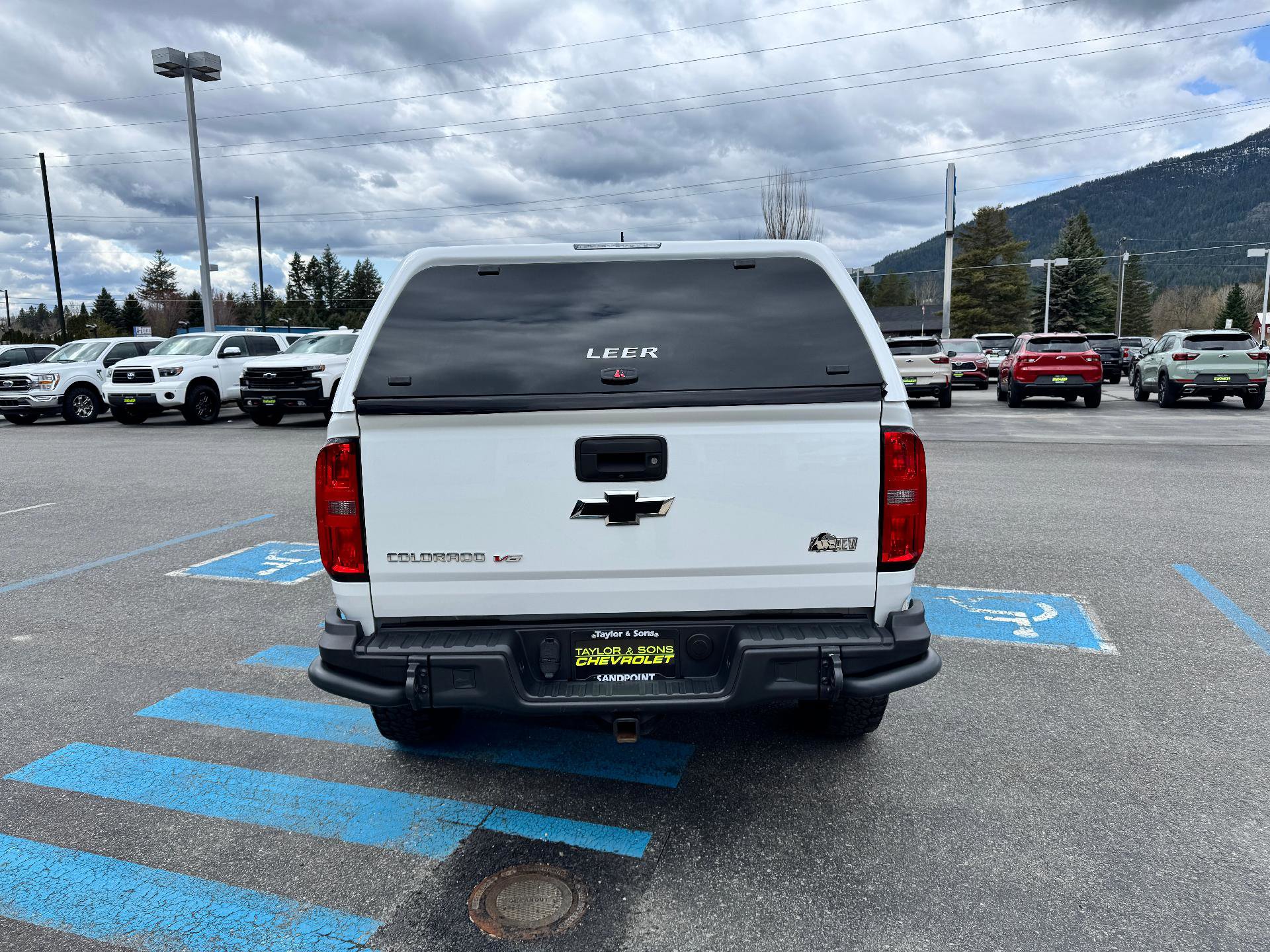 Used 2019 Chevrolet Colorado ZR2 w/ Colorado ZR2 Bison Edition AWD/4WD image 6