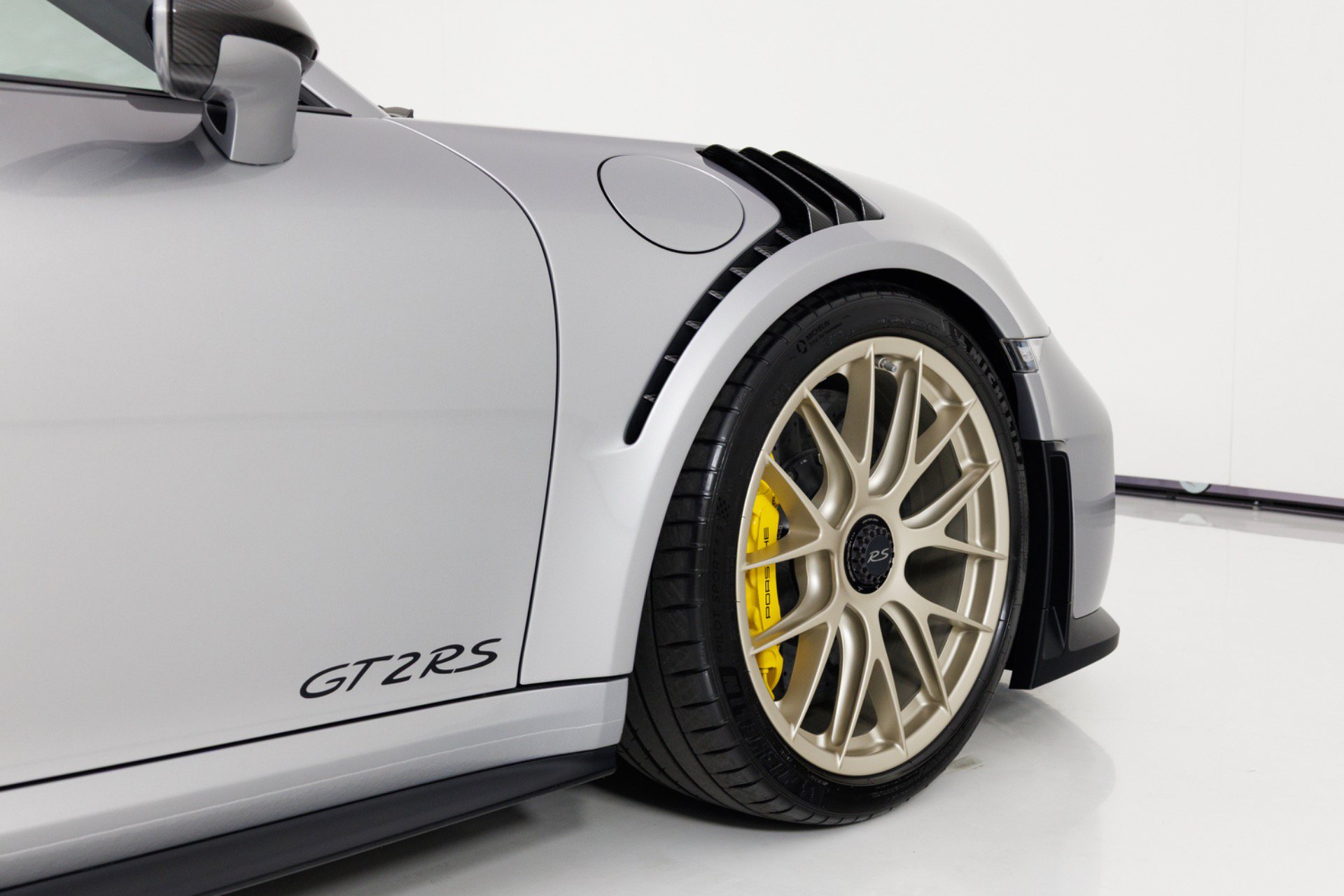 Used 2018 Porsche 911 GT2 RS RWD image 68