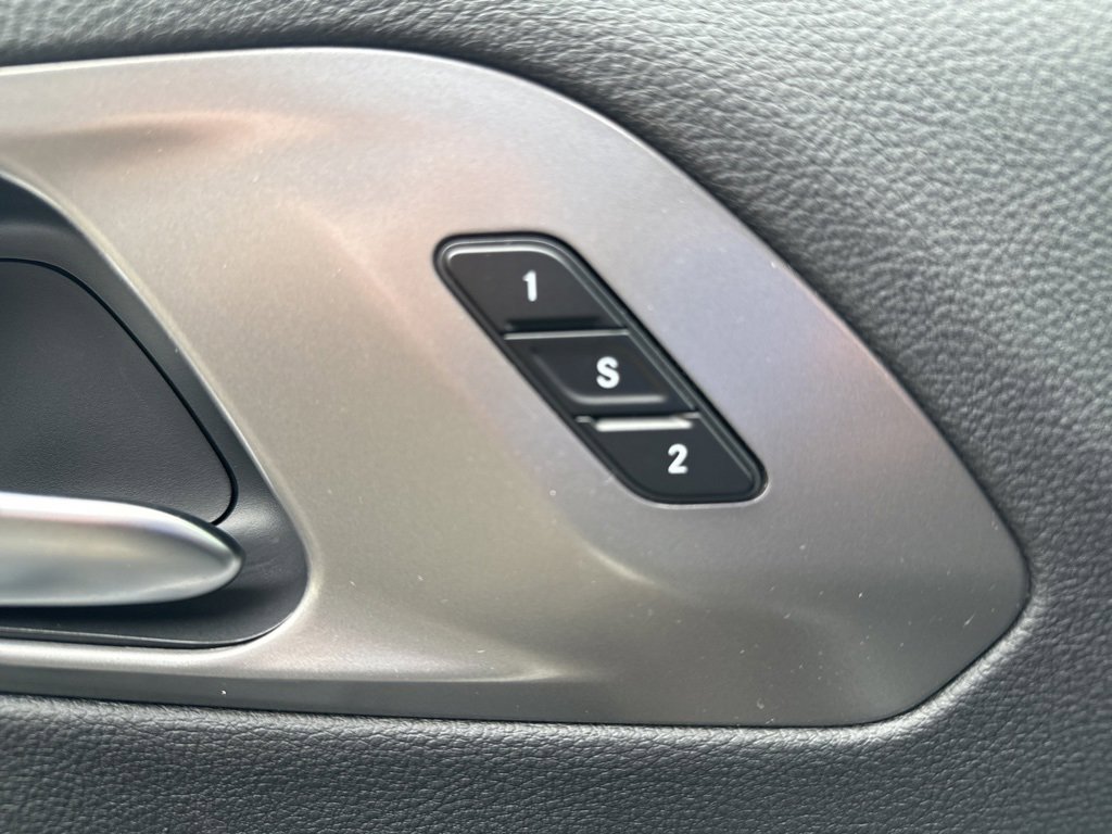 New 2026 Chrysler Pacifica Select image 24